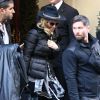 Madonna à la sortie de son hôtel à Paris, le 2 mars 2015.  