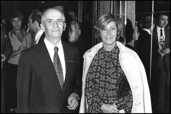 Louis de Funès et son épouse Jeanne au théâtre des Variétés à Paris le 1er octobre 1976