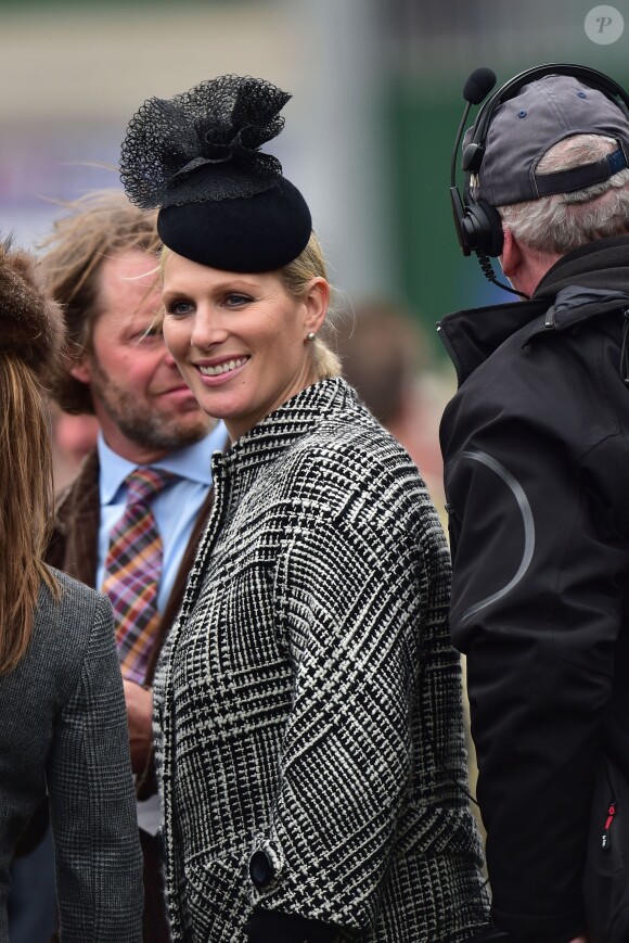 Zara Phillips au Festival de Cheltenham lors du Ladies Day le 11 mars 2015.