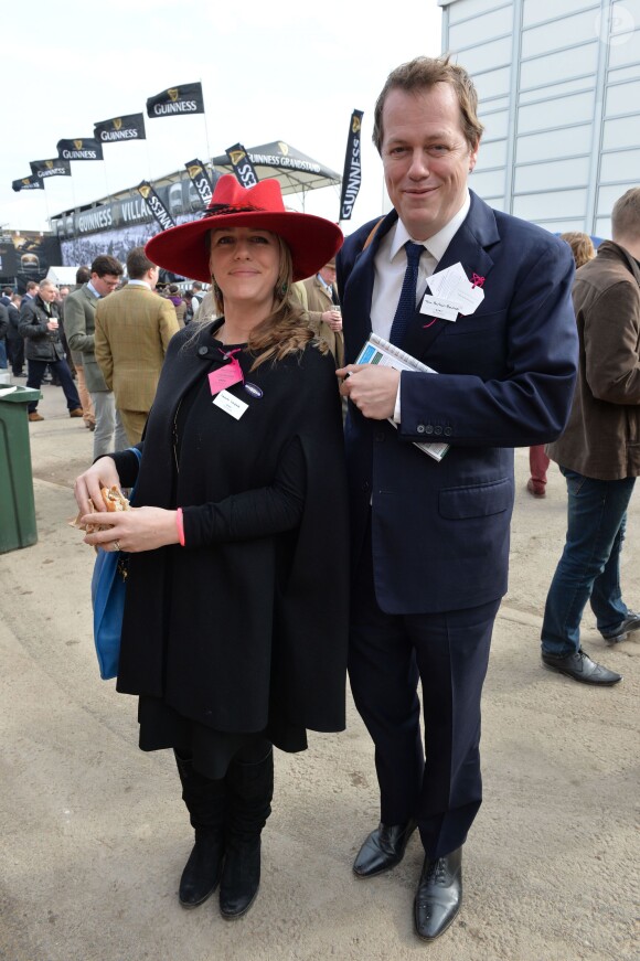 Laura Lopes et son frère Tom Parker-Bowles lors de la journée des femmes du Festival de Cheltenham à l'Hippodrome de Cheltenham, le 11 mars 2015.