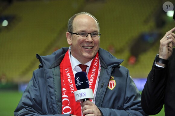 Le prince Albert II de Monaco a pu fêter avec le président de l'AS Monaco Dmitri Rybolovlev la qualification du club pour les quarts de finale de la Ligue des Champions le 17 mars 2015 au terme du huitième de finale retour contre Arsenal, en principauté.
