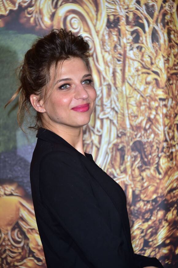Amandine Bourgeois assiste à l'avant-première du film Cendrillon au Grand Rex à Paris le 22 mars 2015.