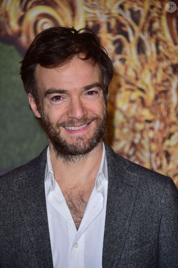Jonathan Lambert assiste à l'avant-première du film Cendrillon au Grand Rex à Paris le 22 mars 2015.