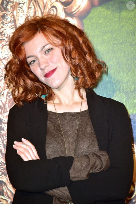 Anaïs Delva assiste à l'avant-première du film Cendrillon au Grand Rex à Paris le 22 mars 2015.