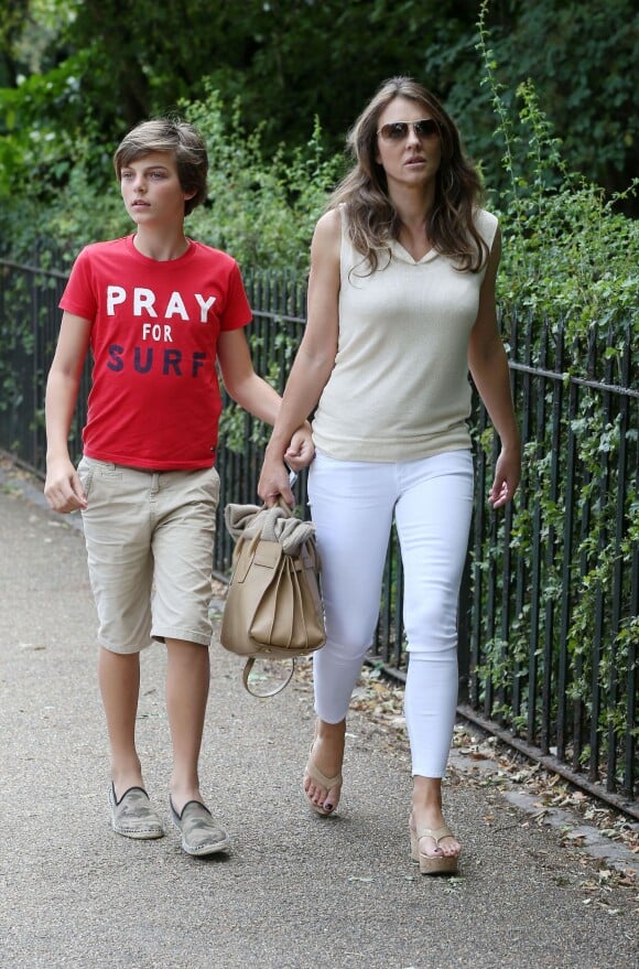 Elizabeth Hurley et son fils Damian à Londres le 14 juin 2015 