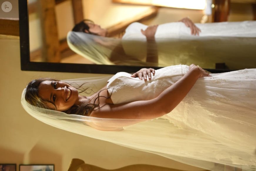 Lucie Lucas, sublime en robe de mariée, dans l'épisode final de la saison 5 de Clem "Ça y est je marie ma fille", le lundi 30 mars 2015 sur TF1
