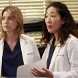 Sandra Oh et Ellen Pompeo dans Grey's Anatomy.