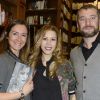 Emmanuelle Boidron, Tristane Banon (enceinte) et son compagnon Pierre Ducrocq - Dédicace du nouveau livre de Tristane Banon "Love et caetera" à la librairie Delamain à Paris, le 2 avril 2015.