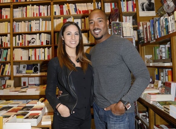 Charlotte Namura et Jean-Luc Guizonne - Dédicace du nouveau livre de Tristane Banon "Love et caetera" à la librairie Delamain à Paris, le 2 avril 2015.