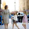 Leonor et Sofia ont brillé, pour leur première apparition depuis la fête nationale en octobre 2014... Felipe VI et Letizia d'Espagne, leurs filles Leonor, princesse des Asturies, et Sofia, ainsi que la reine Sofia assistaient ensemble, le 5 avril 2015, à la messe de Pâques en la cathédrale de Palma de Majorque.