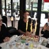 Exclusif - Catherine Lara, Pierre Palmade et Muriel Robin lors du déjeuner d'anniversaire de Pierre Palmade au restaurant Le Fouquet's à Paris, le 30 mars 2015. Pierre Palmade a eu 47 ans le 23 mars dernier.