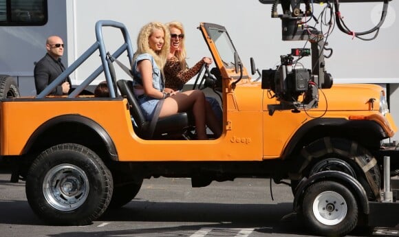 Britney Spears et Iggy Azalea sur le tournage de leur nouveau clip à Studio City, le 9 avril 2015.