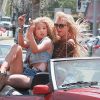 Britney Spears et Iggy Azalea sur le tournage de leur nouveau clip à Studio City, le 9 avril 2015.