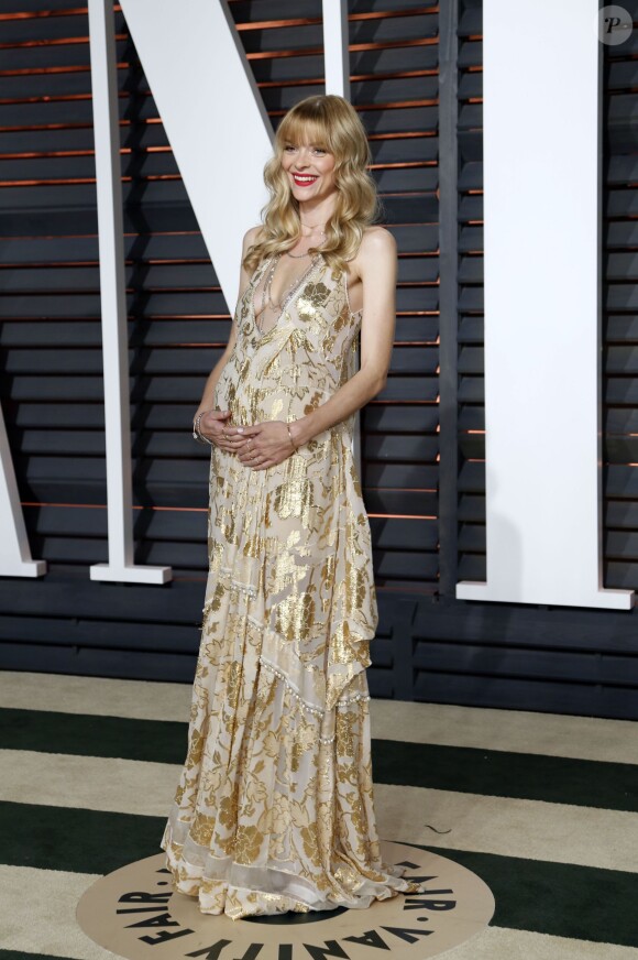 Jaime King (enceinte) à la soirée "Vanity Fair Oscar Party" à Hollywood, le 22 février 2015.