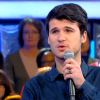 Paul (ex-candidat de Nouvelle Star) dans l'émission N'oubliez pas les paroles sur France 2, le lundi 13 avril 2015.