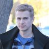 Hayden Christensen se rend à un rendez-vous professionnel à Sherman Oaks. Le 13 décembre 2014 