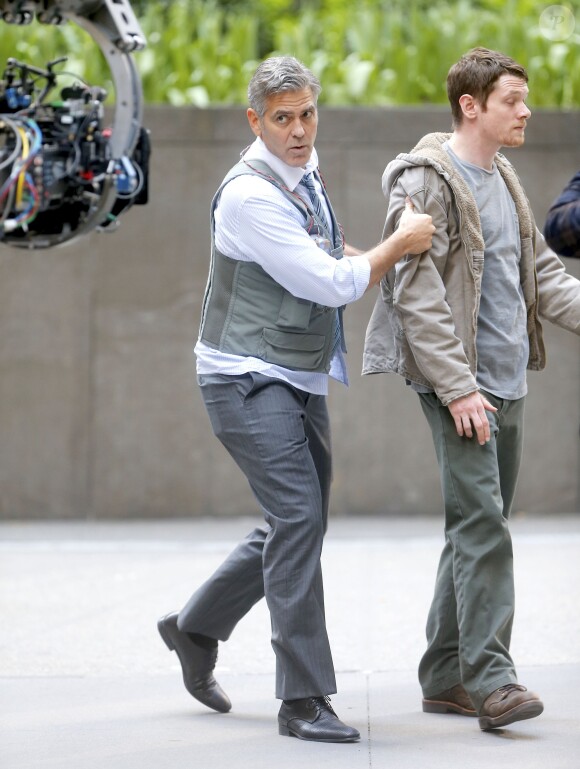 George Clooney, Amal Clooney et Julia Roberts sur le tournage du film " Money Monster " de Jodie Foster à New York Le 18 Avril 2015 