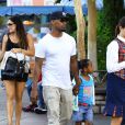  Exclusif - Jamie Foxx profite avec ses filles, sa compagne Kristen et des membres de sa famille de la soir&eacute;e &agrave; Disneyland &agrave; Anaheim en Californie, le 14 juillet 2014.  