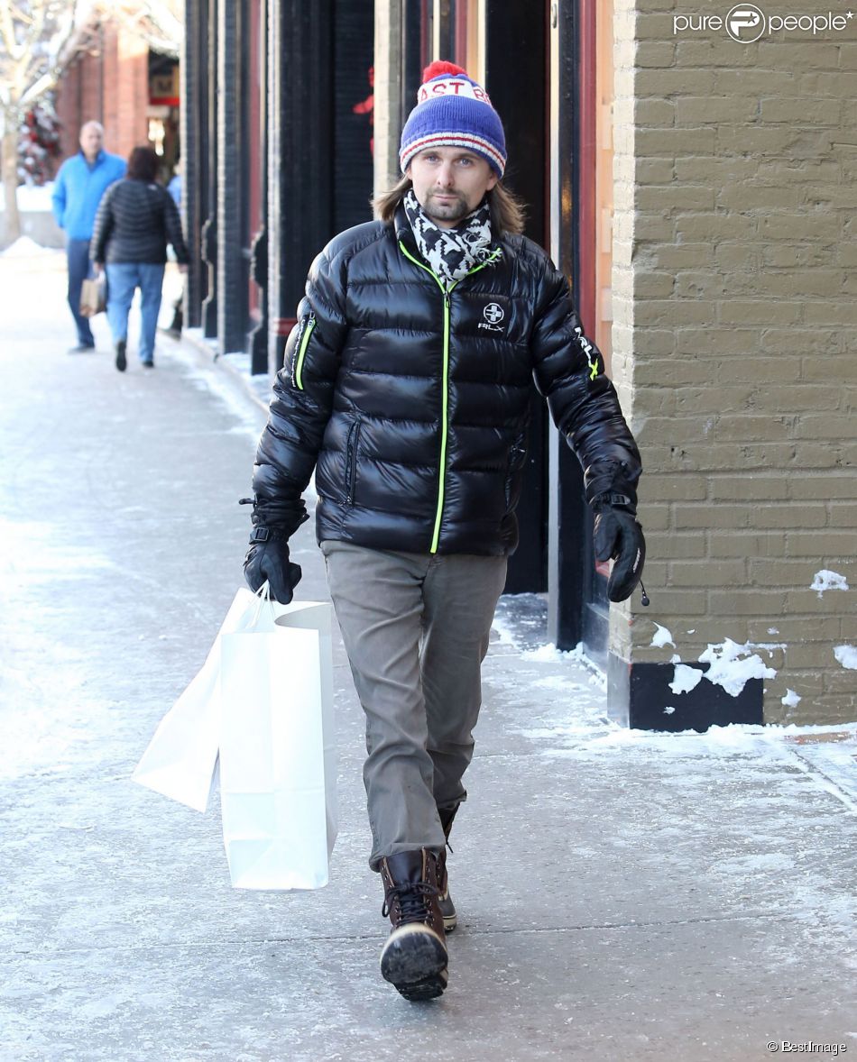  Matthew Bellamy fait du shopping &amp;agrave; Aspen, le 24 d&amp;eacute;cembre 2014  