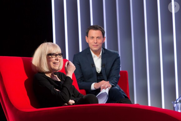 Exclusif - Enregistrement de l'émission Le Divan présentée par Marc-Olivier Fogiel avec Mireille Darc en invitée. Programme diffusé le 28 avril 2015.