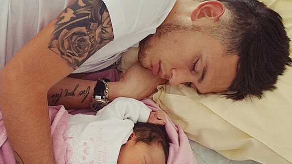Lucas Ocampos (OM) papa : Sa ravissante Majo a accouché de leur premier bébé