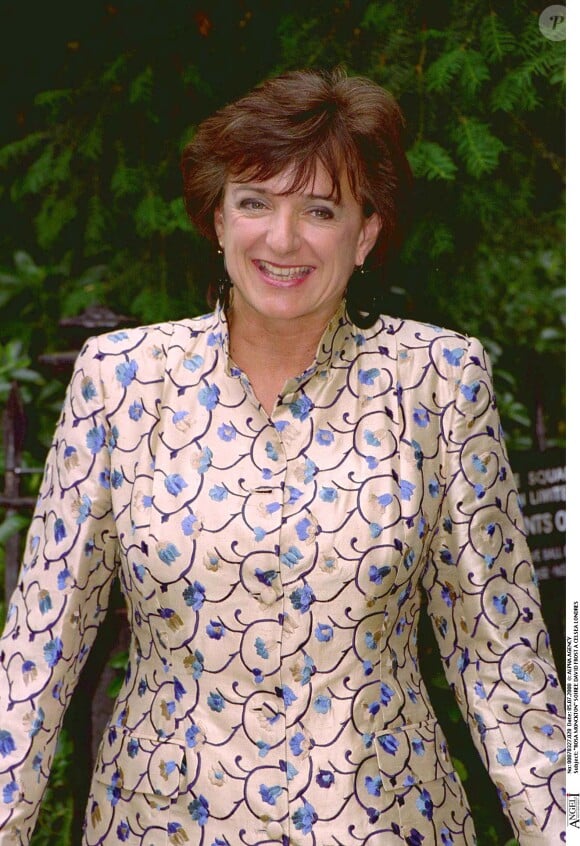 Rosa Monckton, amie de la regrettée Lady Di, en 2000 à Londres