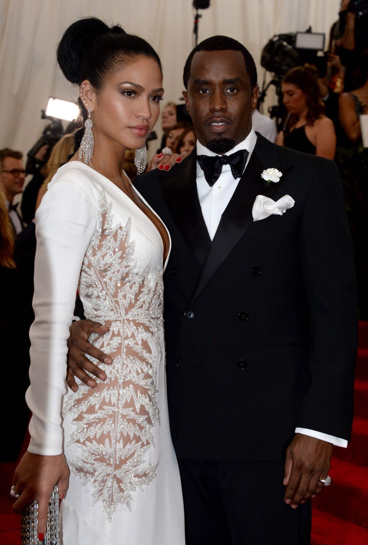 Vidéo Cassie Et Diddy Assistent Au Met Gala 2015 Au Metropolitan Museum Of Art New York Le 4 9241