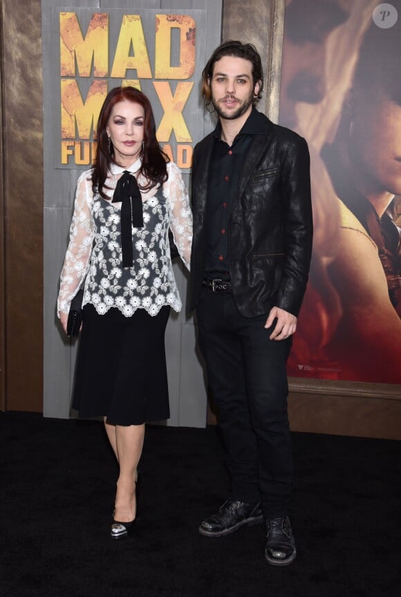 Priscilla Presley et Navarone Garibaldi à la première du film "Mad Max - Fury Road" à Los Angeles le 7 mai 2015.