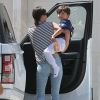 Semi-Exclusif - Miranda Kerr emmène son fils Flynn voir son père Orlando Bloom à Malibu, le 28 mars 2015 