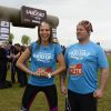 Laury Thilleman et Christian Califano - Départ de la course "The Mud Day Paris" à Beynes le 8 mai 2015.