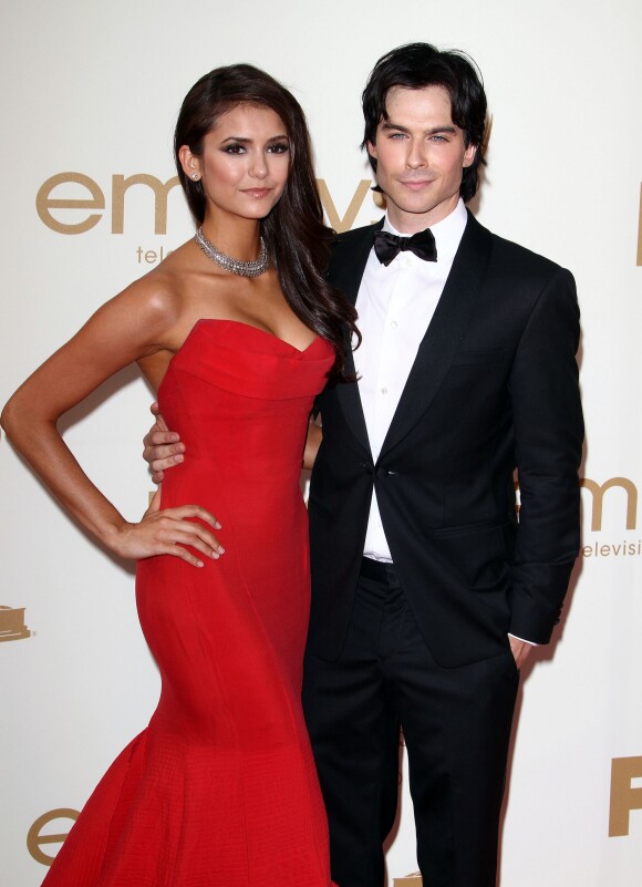 Ian Somerhalder et Nina Dobrev lors des 63ème Primetime Emmy Awards au Nokia Theatre L.A. Live de Los Angeles, le 18 septembre 2011