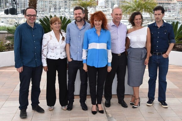 Bernard Payen, Claude Garnier, Yann Gonzalez, Sabine Azéma, Didier Huck, Delphine Gleize et Melvil Poupaud - Photocall du jury de la Caméra d'or au Festival de Cannes le 14 mai 2015