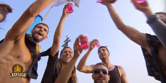 Soirée gourmande et festive pour les jaunes dans Koh-Lanta 2015, sur TF1, le vendredi 15 mai 2015