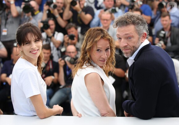 Maïwenn (Maïwenn Le Besco), Emmanuelle Bercot et Vincent Cassel - Photocall du film "Mon Roi" lors du 68e Festival International du Film de Cannes, le 17 mai 2015.