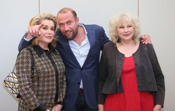 Catherine Deneuve, François Damiens et Yolande Moreau - Conférence de presse du film "Le Tout Nouveau Testament" lors du 68e Festival international du film de Cannes le 17 mai 2015 
