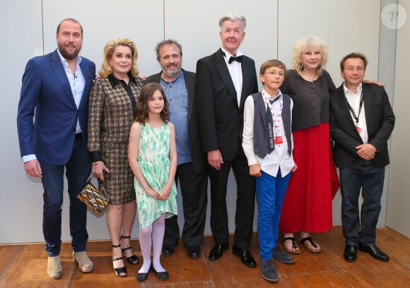 François Damiens, Catherine Deneuve, Pili Groyne, Jaco van Dormael, Marco Lorenzini, Yolande Moreau, Serge Larivière - Conférence de presse du film "Le Tout Nouveau Testament" lors du 68e Festival international du film de Cannes le 17 mai 2015 