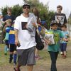 Exclusif - Kevin Federline accompagne ses enfants à un match de foot, à Woodland Hills, le 17 mai 2015.