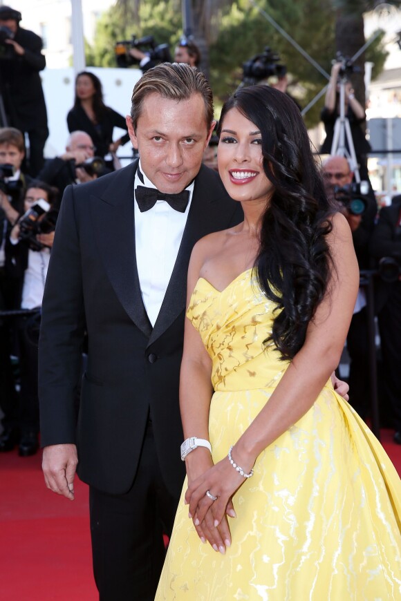 Ayem Nour et son compagnon Vincent Miclet - Montée des marches du film "Inside Out" (Vice-Versa) lors du 68e Festival International du Film de Cannes, le 18 mai 2015.