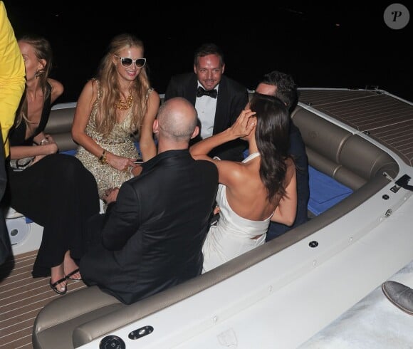 Paris Hilton et Irina Shayk - People à la sortie de la soirée Chopard Gold Party lors du 68ème festival international du film de Cannes. Le 18 mai 2015 