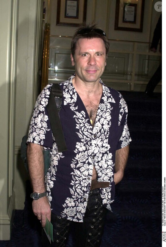 Bruce Dickinson en mai 2011 à Londres. 