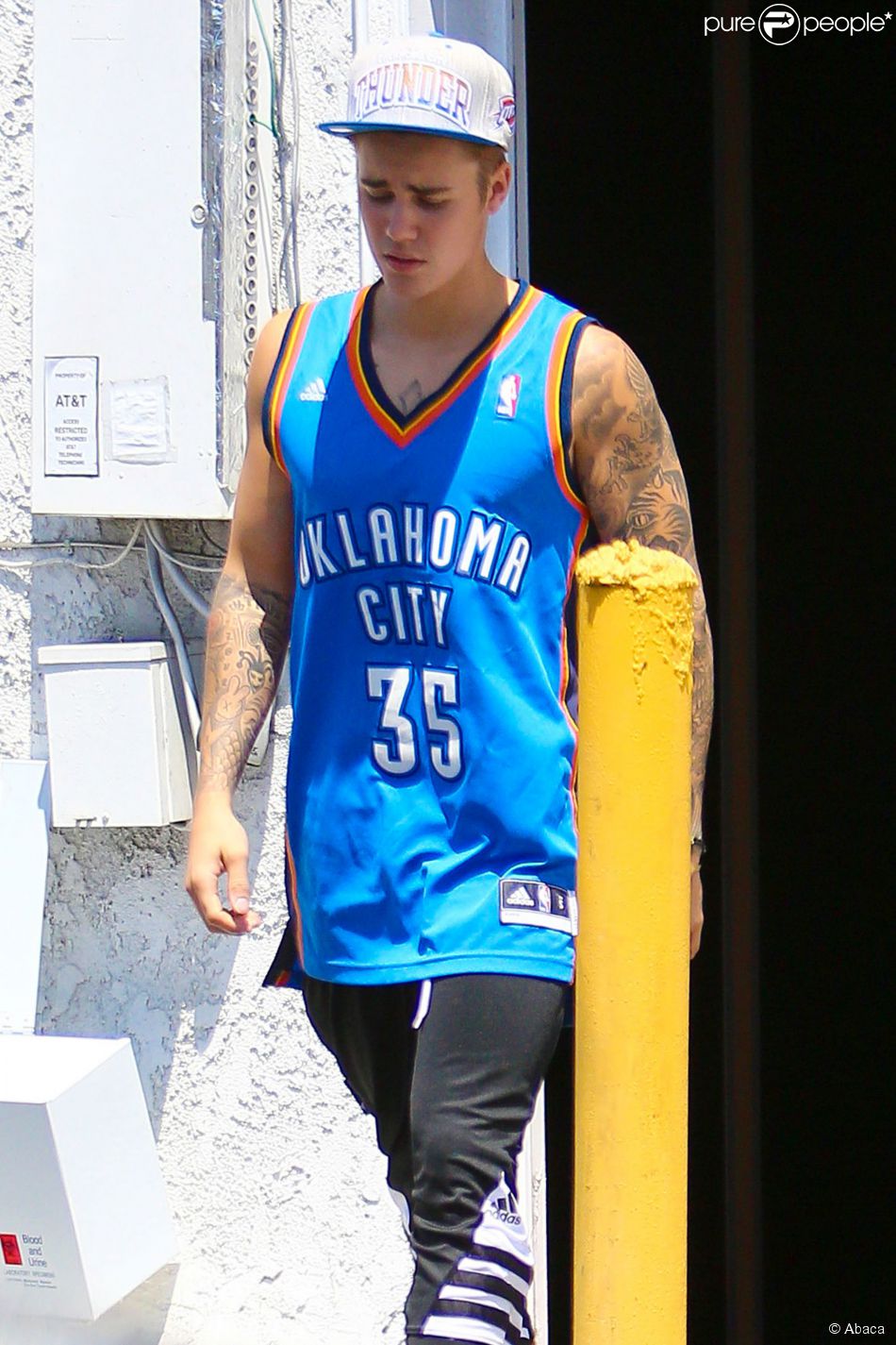  Justin Bieber quitte le centre m&amp;eacute;dical Cryohealthcare de Beverly Hills, Los Angeles, le 20 mai 2015 
