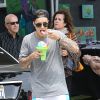 Justin Bieber et Jayde Pierce vont manger une glace à Beverly Hills, Los Angeles, le 17 mai 2015