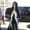 Selena Gomez arrive à l'aéroport de LAX à Los Angeles pour prendre l'avion, le 28 avril 2015  