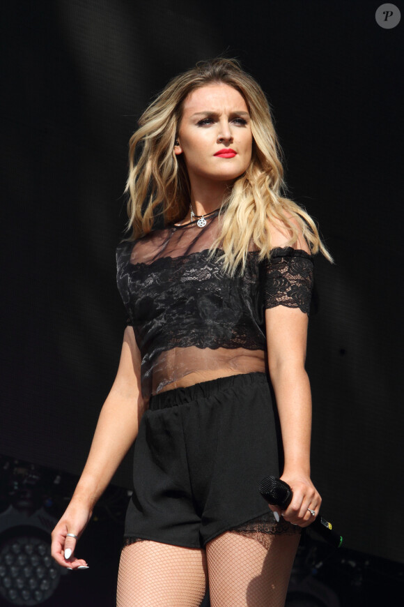 Perrie Edwards du groupe Little Mix lors du British Summer Time Festival au Hyde Park à Londres, le 13 juillet 2014. 