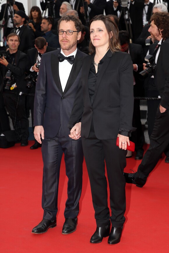 Ethan Coen et sa femme Tricia Cooke - Montée des marches du film "Macbeth" lors du 68e Festival International du Film de Cannes, le 23 mai 2015.