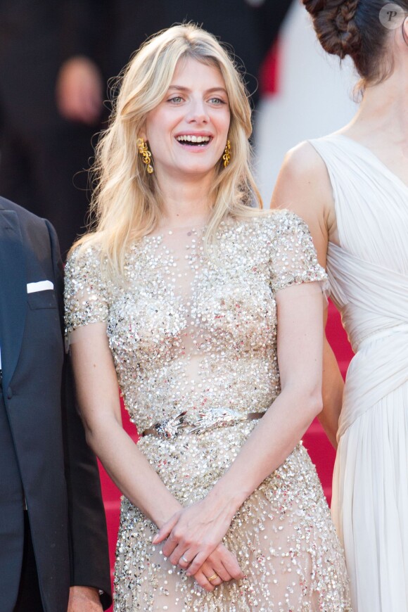 Mélanie Laurent (robe Zuhair Murad) - Montée des marches du film "Inside Out" (Vice-Versa) lors du 68e Festival International du Film de Cannes le 18 mai 2015.