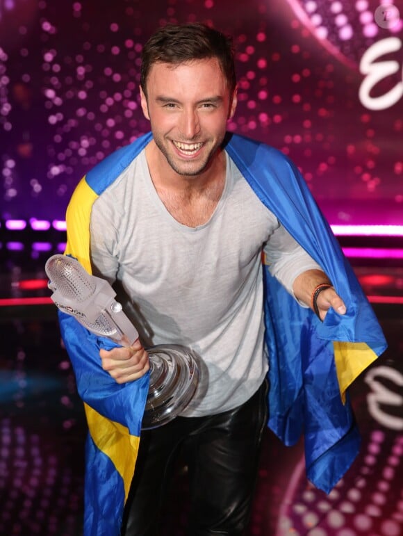 Le gagnant de l'Eurovision 2015 est la Suède ! Mans Zelmerlow s'est imposé grâce au titre "Heroes" à Vienne en Autriche, le 23 mai 2015