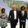 Jesuthasan Antonythasan, Jacques Audiard (Palme d'Or pour le film "Dheepan") Kalieaswari Srinivasan - Cérémonie de clôture du 68e Festival International du film de Cannes, le 24 mai 2015.
