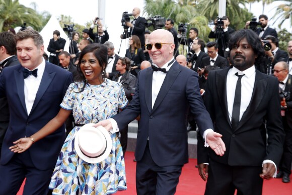 Kalieaswari Srinivasan, Jacques Audiard, Jesuthasan Antonythasan et - Montée des marches du film "La Glace et le Ciel" pour la cérémonie de clôture du 68 ème Festival du film de Cannes, à Cannes le 24 mai 2015.