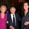 Hélène Carrère d'Encausse, Jean d'Ormesson, la princesse Caroline de Hanovre lors de la cérémonie de remise d'épée à Dany Laferrière, nouvel immortel de l'Académie française élu au 2e fauteuil, par Jean d'Ormesson le 26 mai 2015 à l'Hôtel de Ville de Paris, à deux jours de son intronisation officielle sous la Coupole.